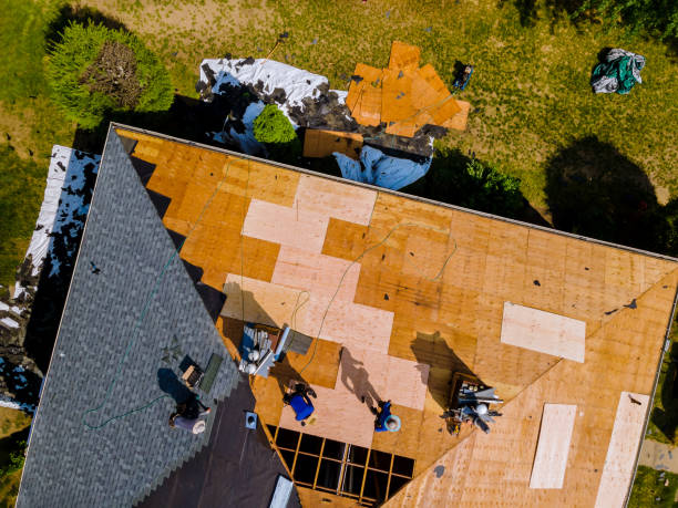  David City, NE Roofing Contractor Pros